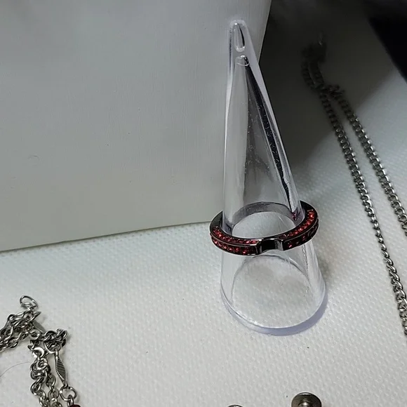 Red and Gold & Silver Jewelry Set - Picture 4 of 8